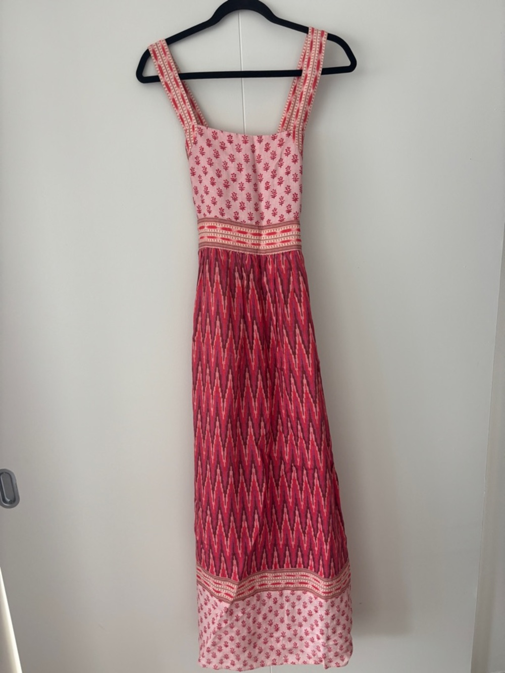 Faherty Gracie Linen Maxi Dress in the Pink Gobi Floral pattern